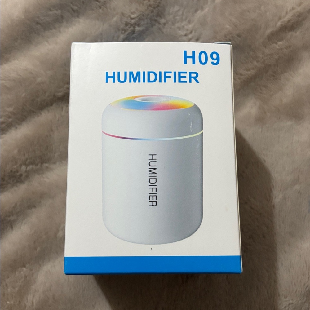 H09 Humidifier Black with Colorful LED Light NWB